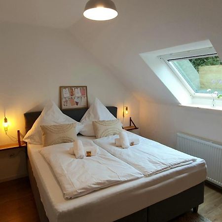 Citychalet- 73M2-Boxspringbett-Neu Renoviert-Kueche-Sehr Ruhig Bochum Exterior foto